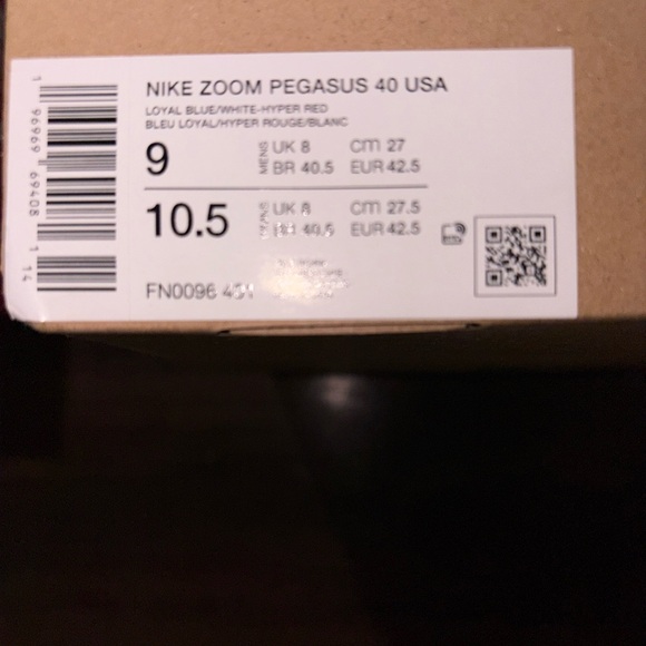 Nike Air Zoom Pegasus 40 TEAM USA SIZE 9M